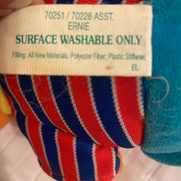 Vintage Ernie Sesame Street 1996 talking plush toy - Picture 5 of 6